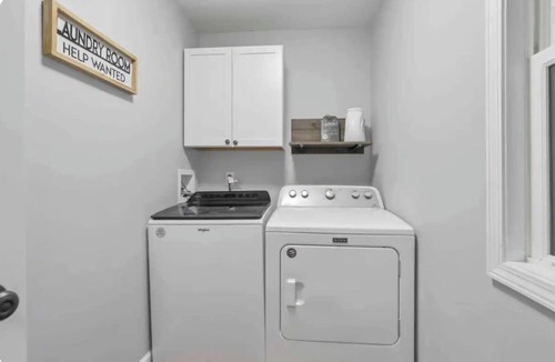 Sugar Grove House | Serenity Retreat| Pickleball/Hot Tub/Sleeps 12+