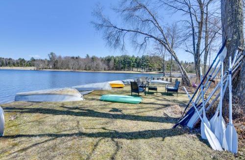 Ellenville Apartment | Shared Lake Access and Fire Pit Catskills Getaway!