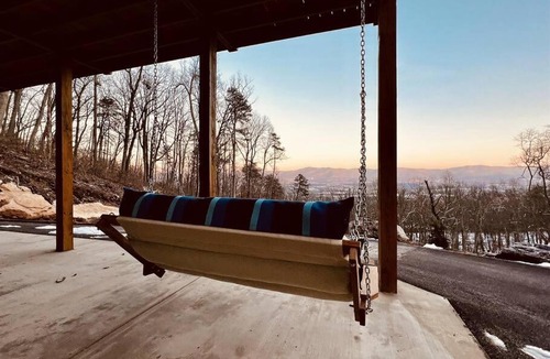 Luray House | Shenandoah Retreat