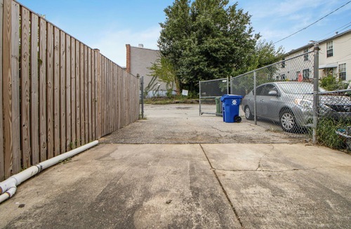 Downtown Baltimore House | Short & long term avail. 3 bed 2 ba- PigTown-Walk to Stadiums-Close to Hospitals