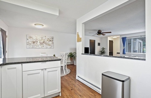 Franklin - Randolph Apartment | Single Level Homestay - Prime Location