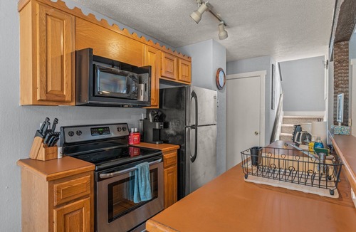 White Haven House | Slalom by AvantStay | Walk to Ski Slopes!