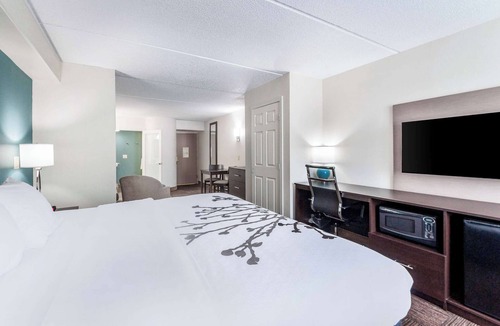 Rehoboth Beach Hotel | Sleep Inn & Suites Rehoboth Beach