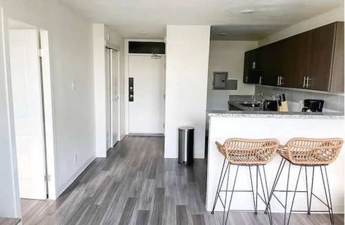 Corryville Apartment | Sleepover: Lavish 1BD/1BA + Gym - Cincinnati