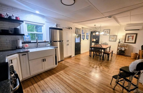Mount Gretna Heights Cottage | Slice of Heaven