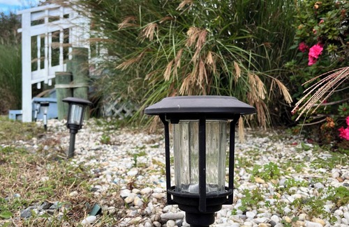Mathews House | Small Town Getaway - close to in-town Mathews with a casual, rural life