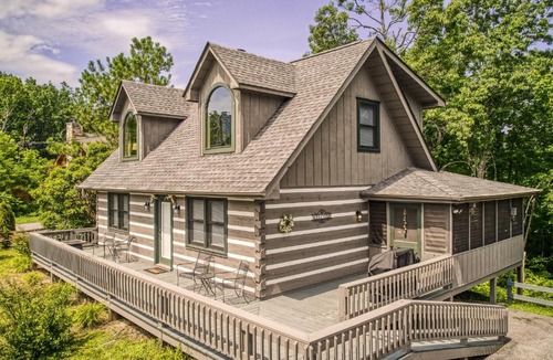 Gatlinburg - Pigeon Forge House | Smoky Mountain Dream Cabin