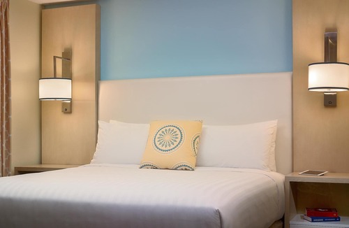 Monmouth Junction Hotel | Sonesta ES Suites South Brunswick - Princeton