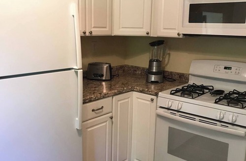 Forest Hills Apartment | Spacious, 2 story apt with amenities! US OPEN