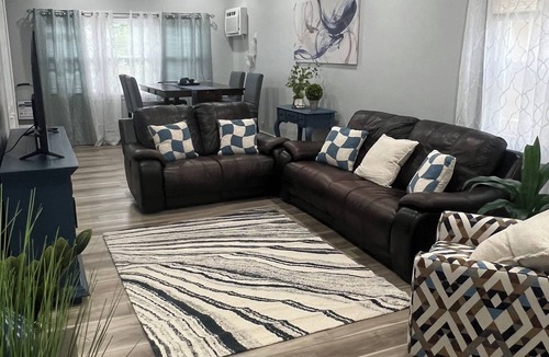 Weehawken Apartment | Spacious 3-bedroom apartment with WiFi, AC in lovely Weehawken