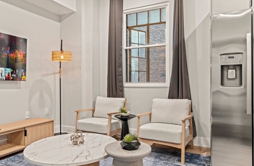 Center City Apartment | Spacious 3-Bedroom Retreat in Center City