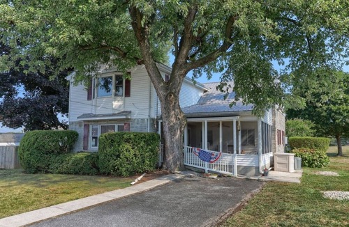 Palmyra House | Spacious 4-bedroom house in Palmyra - just 6 miles from Hersheypark!