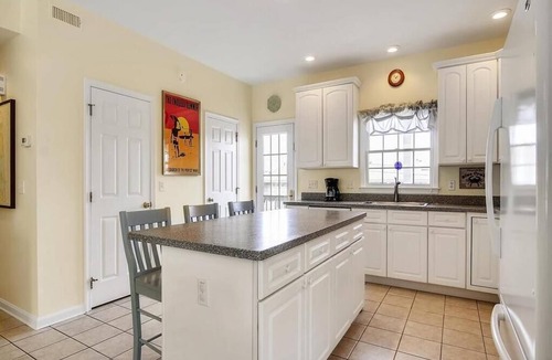 Bethany Beach Apartment | Spacious 4BR Townhome near the Ocean
