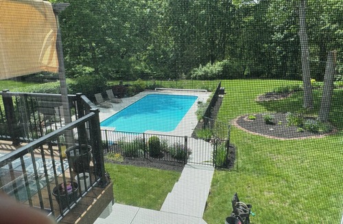 Moon Township House | Spacious 5-bedroom house in nice Coraopolis w/WiFi, AC, fitness room and a pool