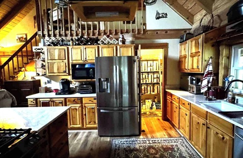 Crellin Cabin | Spacious 6BR Log Cabin Retreat - Pool, Hot Tub, Stunning Mountain&Foilage Views