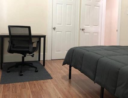 Weequahic Apartment | Spacious and private apartment with 3 bedrooms and 1 bathroom near Newark International Airport EWR and New York City