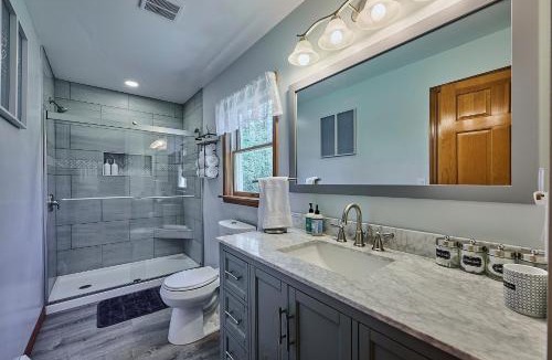 Glen Spey House | Spacious Catskills Serenity nearby Delaware River Gap w Game Rm Pet Friendly and Fenced Yard