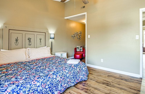 Dundalk House | Spacious Dundalk Townhome: 8 Mi to Inner Harbor!