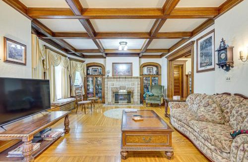 Salamanca House | Spacious Home 2 Mi to Seneca Allegany Casino!