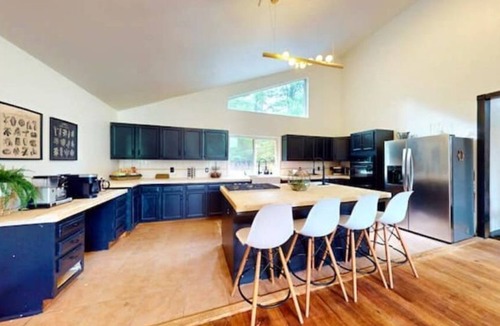 Pond Eddy House | Spacious Home on 5 Acres 2 Hrs to NYC