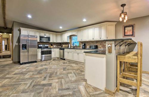 Jonas House | Spacious Kunkletown Home with Full Game Room and Deck!