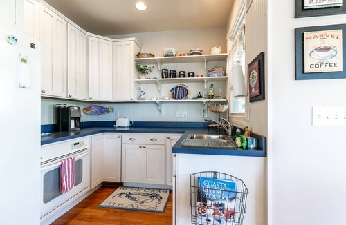 Chester House | Spacious multi-level waterfront home with private pier and dog-friendly at A Shore Thing