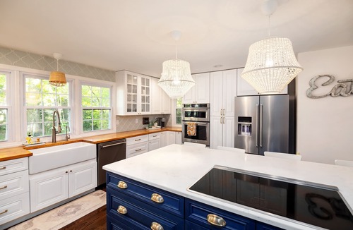 Wilmington House | Spacious N Wilm 4 BR w/bright, open. kitchen