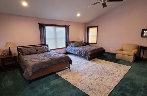 Lakeview House | Spacious Three level lakefront Home