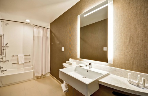 Blue Ash Hotel | SpringHill Suites by Marriott Cincinnati Blue Ash