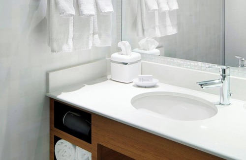 Pittsburgh Hotel | SpringHill Suites by Marriott Pittsburgh Bakery Square
