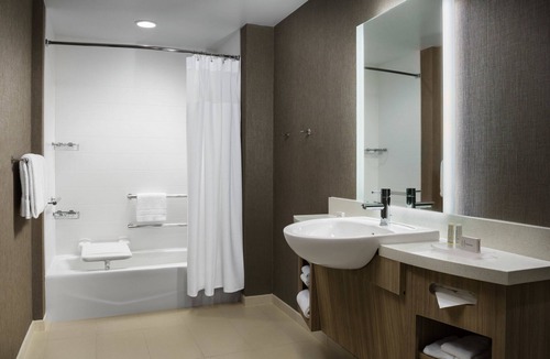 Exton Hotel | SpringHill Suites by Marriott Philadelphia West Chester/Exton