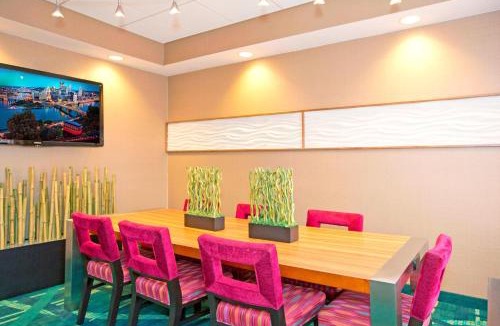 Monroeville Hotel | SpringHill Suites Pittsburgh Monroeville