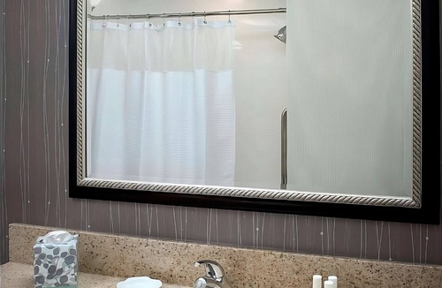 Tinton Falls Hotel | Stay Right Next to Atchison Fields NJ! Explore the Best of Tinton Falls in Style