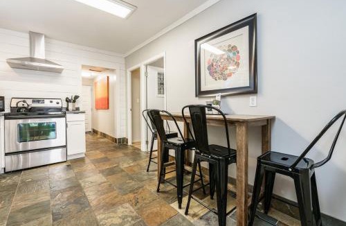 North End House | #StayInMyDistrict Hyde Park Bungalow
