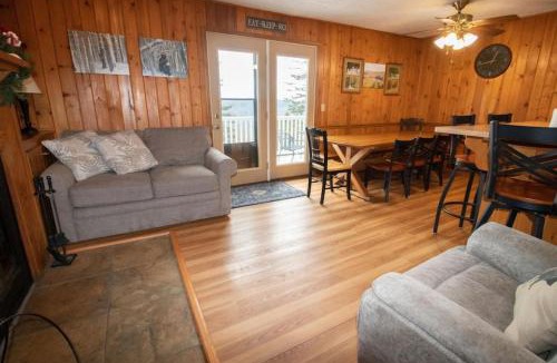 Snowshoe House | Stemwinder 5 Spacious Townhome Short Distance to Powder Monkey Lift