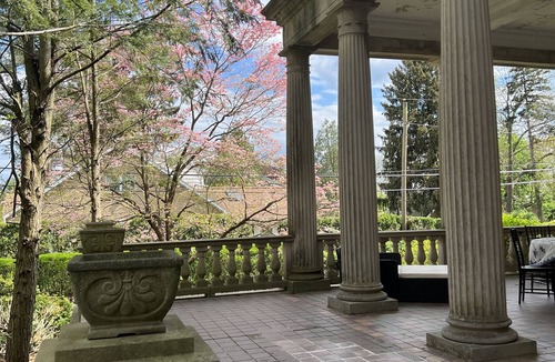 Catasauqua House | Step back in time at Dery Mansion built in 1917 by the King Of Silk George Dery