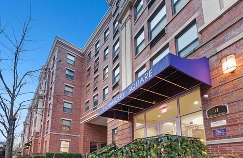 Morristown Apartment | Steps from NJ Transit 1 BR | near Center of Town