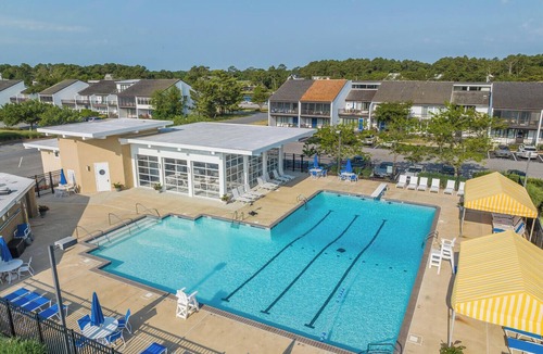 North Shores House | Steps from the Ocean! Renovated Townhome with Pool, Beach & Private Yard