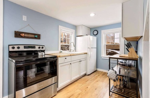 Ogunquit House | Steps to Beach & Downtown OGT