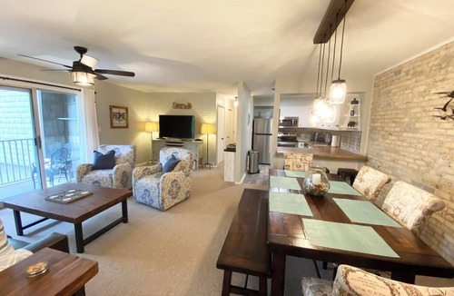 The Pines Condo | Steps to the Beach! 2nd Floor Condo w/Pool, Balcony & Walk to Downtown Rehoboth