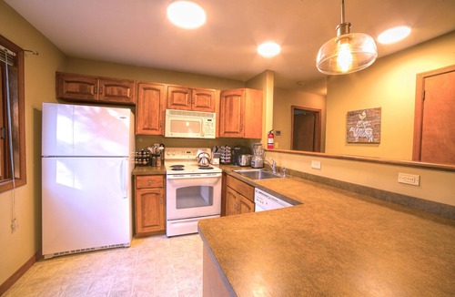 Bushkill House | Streamside Family Lodge w/fireplace, game room, sauna, multiple pools & skiing