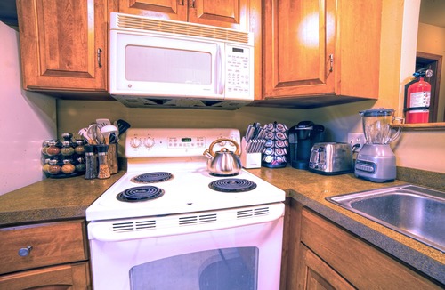 Bushkill House | Streamside Family Lodge w/fireplace, game room, sauna, multiple pools & skiing