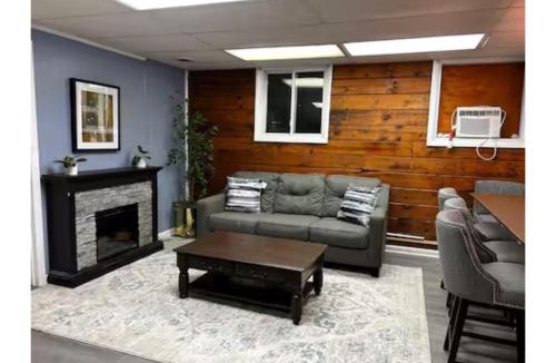 Warfordsburg House | Streamside Haven at 70 Acres Valley Retreat