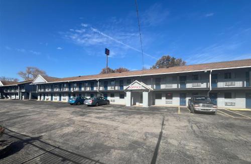 Hurricane Hotel | Studio 6 Suites Hurricane, WV