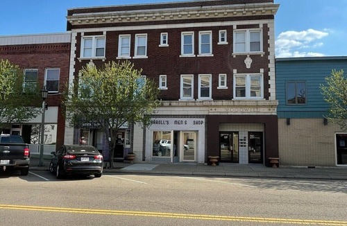 Coshocton Apartment | Studio Apartment on Main Street in Coshocton (26)