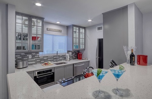 South Scottsdale Condo | Stunning 2Bd/2Ba Old Town Condo comfortably Sleeps 6