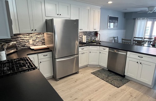 Diamond Beach House | Stunning Family-Friendly Beach Townhouse with Ocean Views