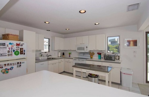 Loveladies House | Stunning home in Loveladies with 4 Bedrooms, Private swimming pool and WiFi