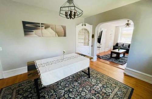 Elkins Park Apartment | Style And Charm 2br Apt In Melrose Park