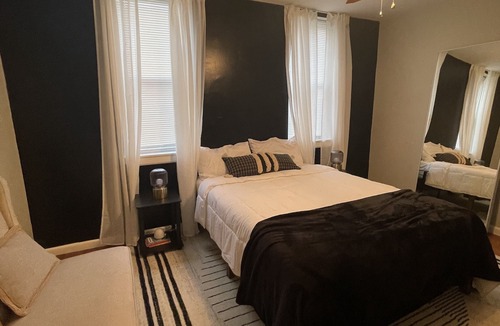 Brewerytown Apartment | Stylish 2bedroom Apartment Minutes from Art Museum